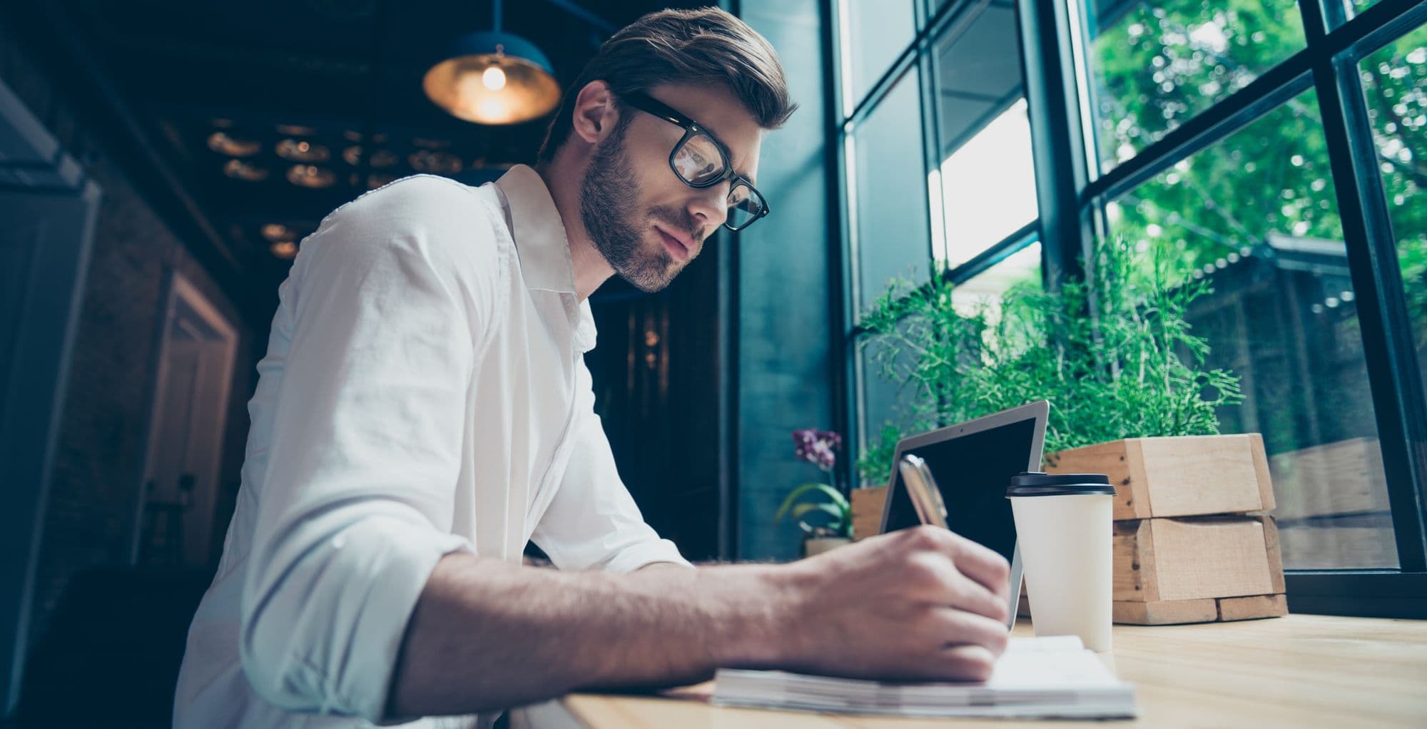 The Ultimate Guide to Creating a Successful Writing Portfolio